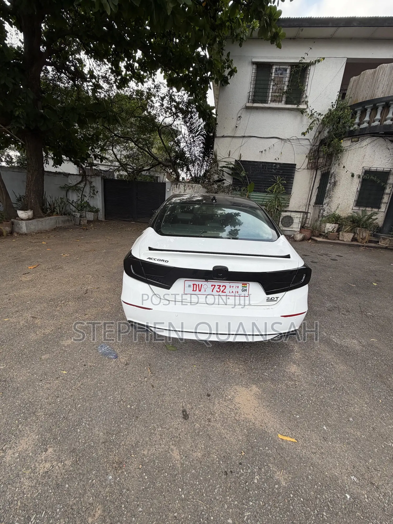 Honda Accord Touring 2.0T 2018 White