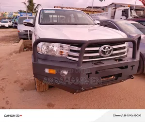 Toyota Hilux Revo Double Cab Deisel 2.4 AWD 2022 White