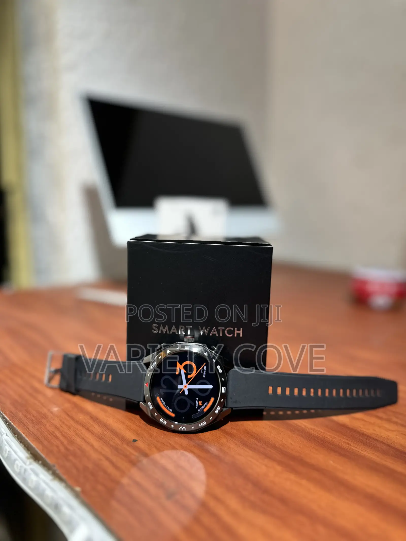2in 1 Smartwatch(Ip67waterproof) With Multi-Sports Fitness Tracking .