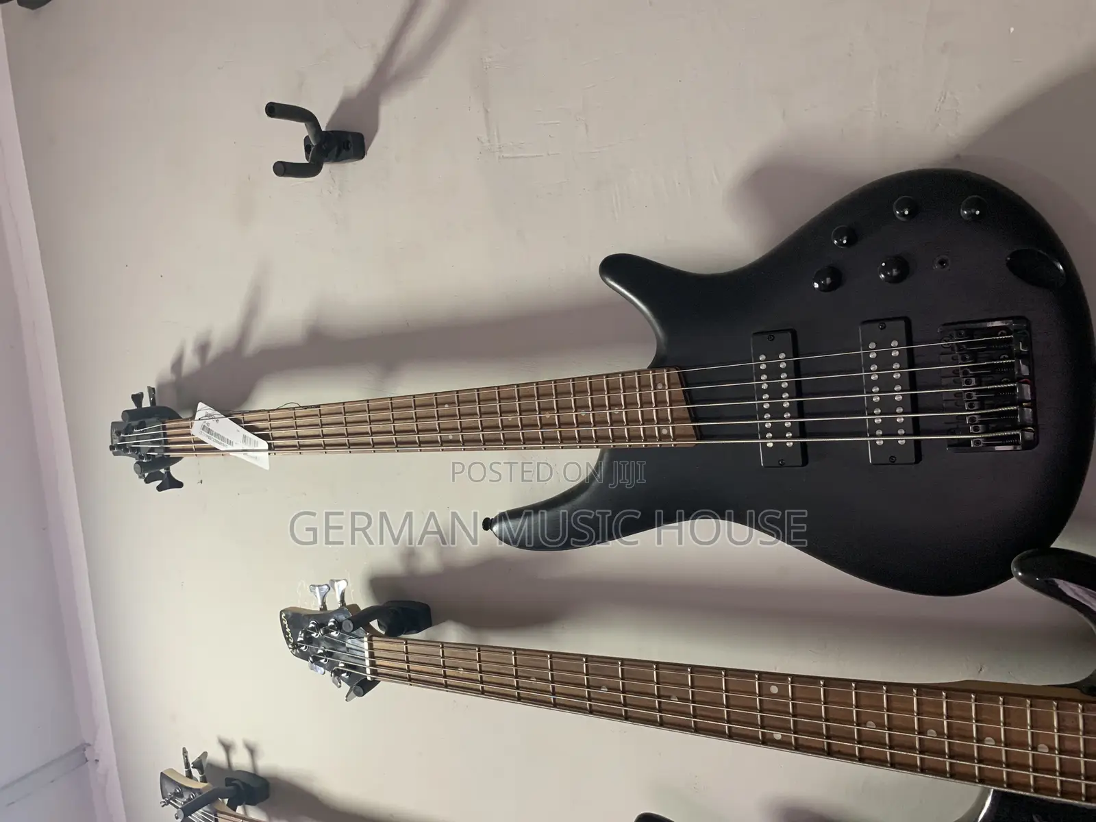 Ibanez (Sdgr)