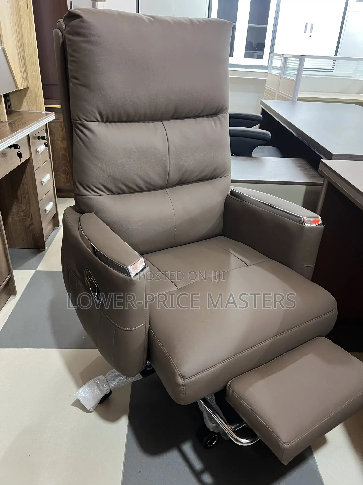 Executive Office Seat (Brown)