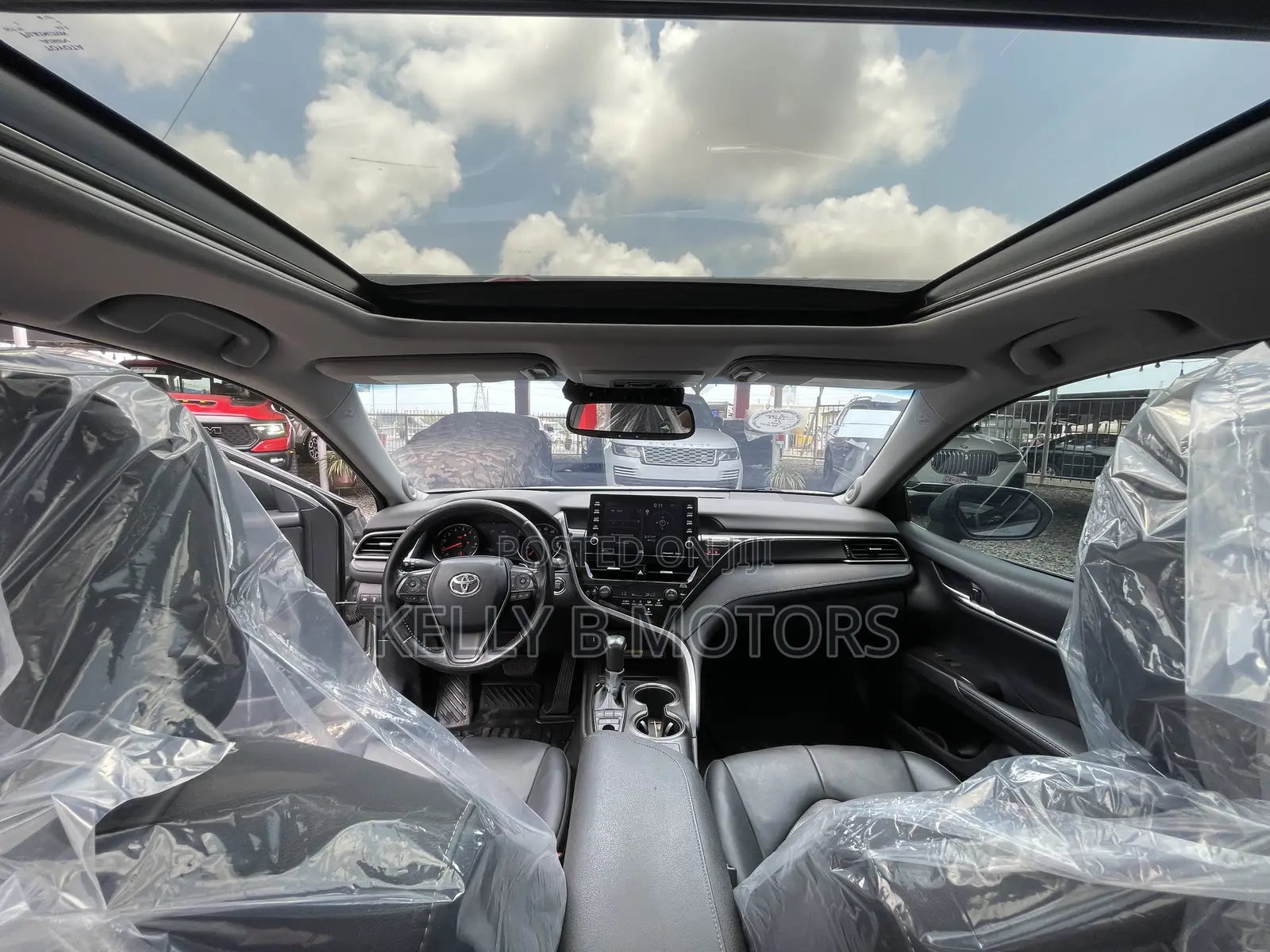 Toyota Camry XSE 2021 Silver