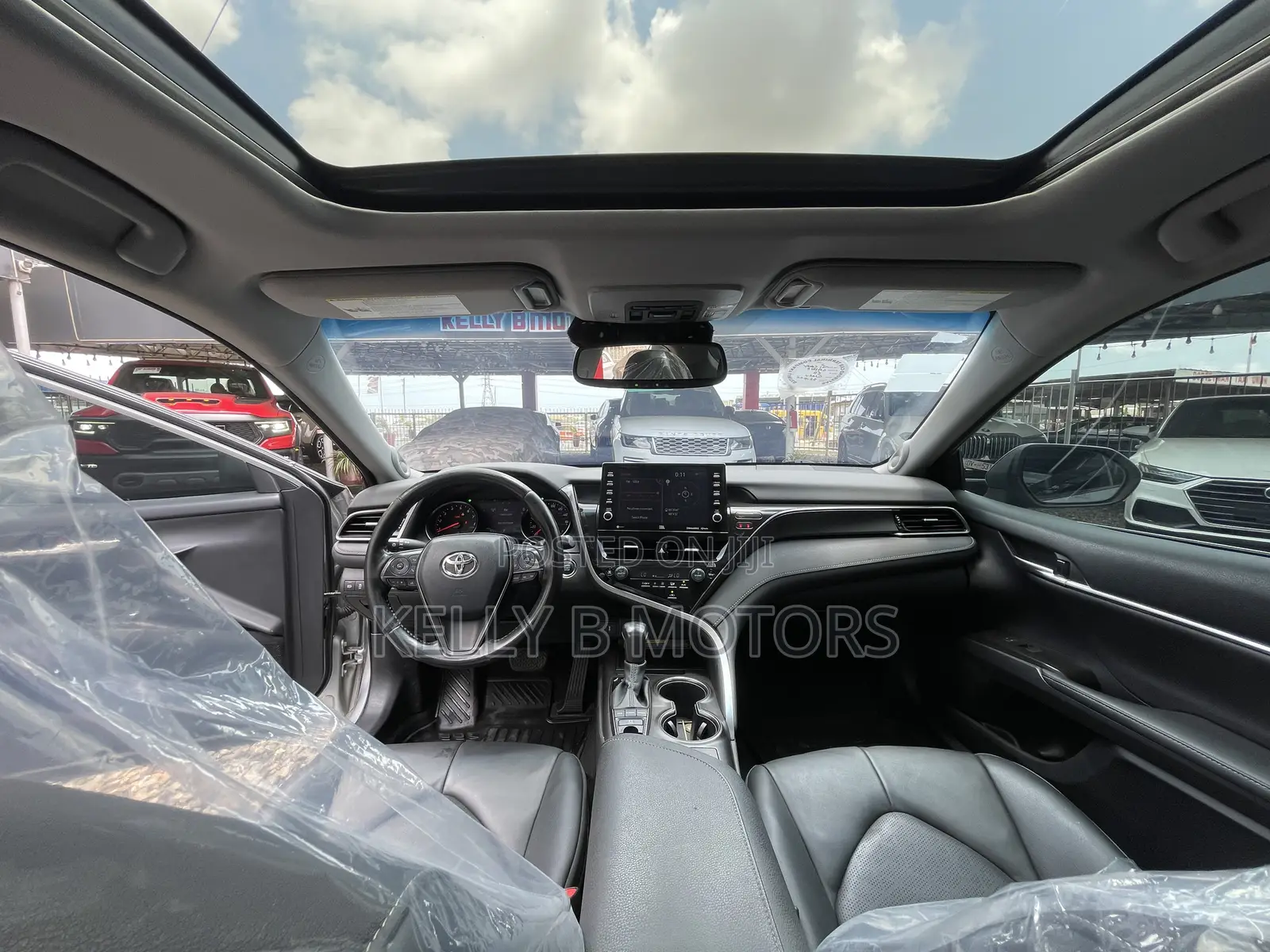 Toyota Camry XSE 2021 Silver