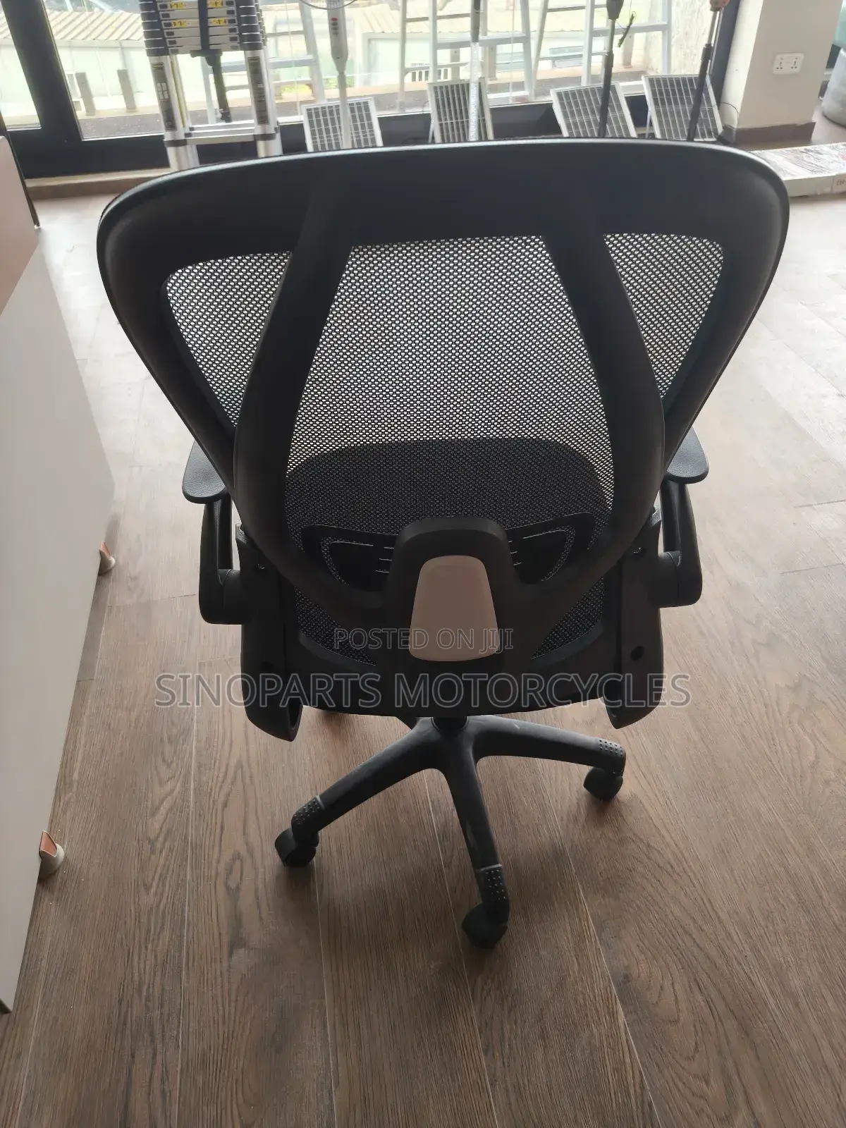 Ergonomic Office Chair Adjustable Mesh Back Comfortable Durable