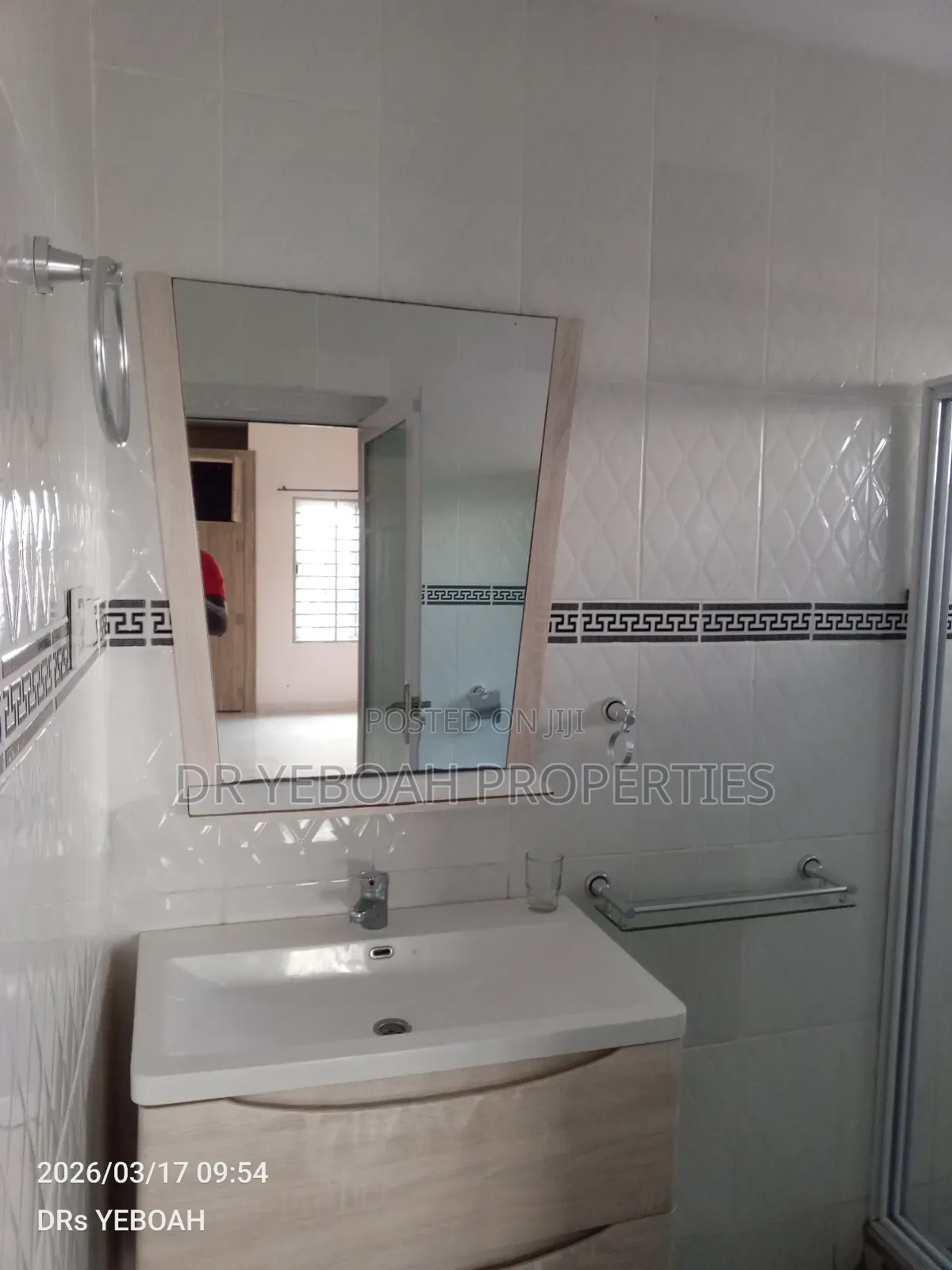 3bdrm House in Spintex Baatsona for rent