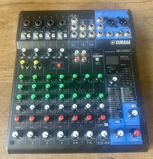 Yamaha Mg10xu Channel Mixer .