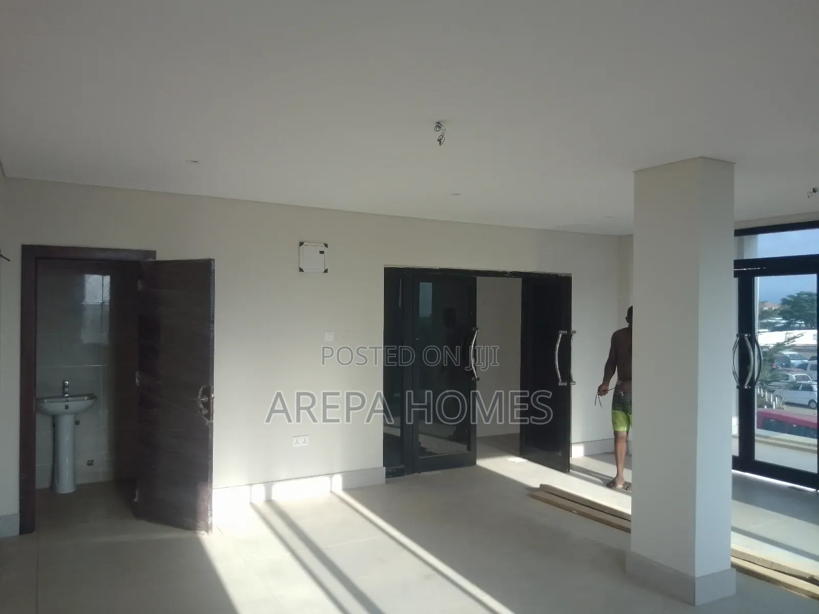 1bdrm Block of Flats in Arepa Homes, Madina for rent