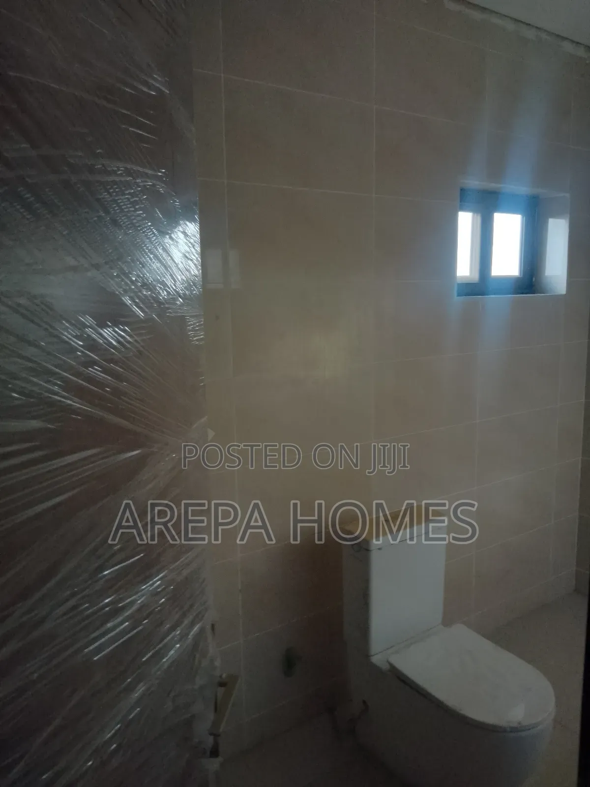 1bdrm Block of Flats in Arepa Homes, Madina for rent