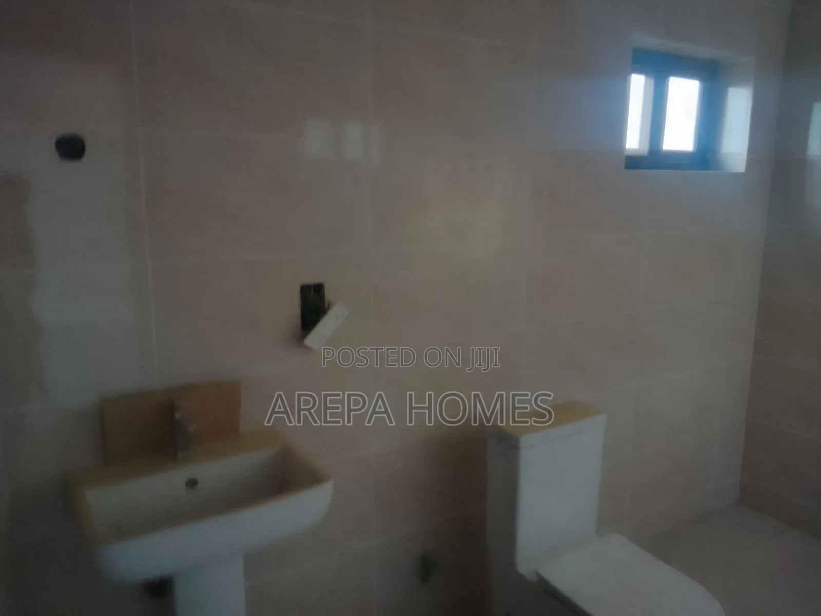 1bdrm Block of Flats in Arepa Homes, Madina for rent