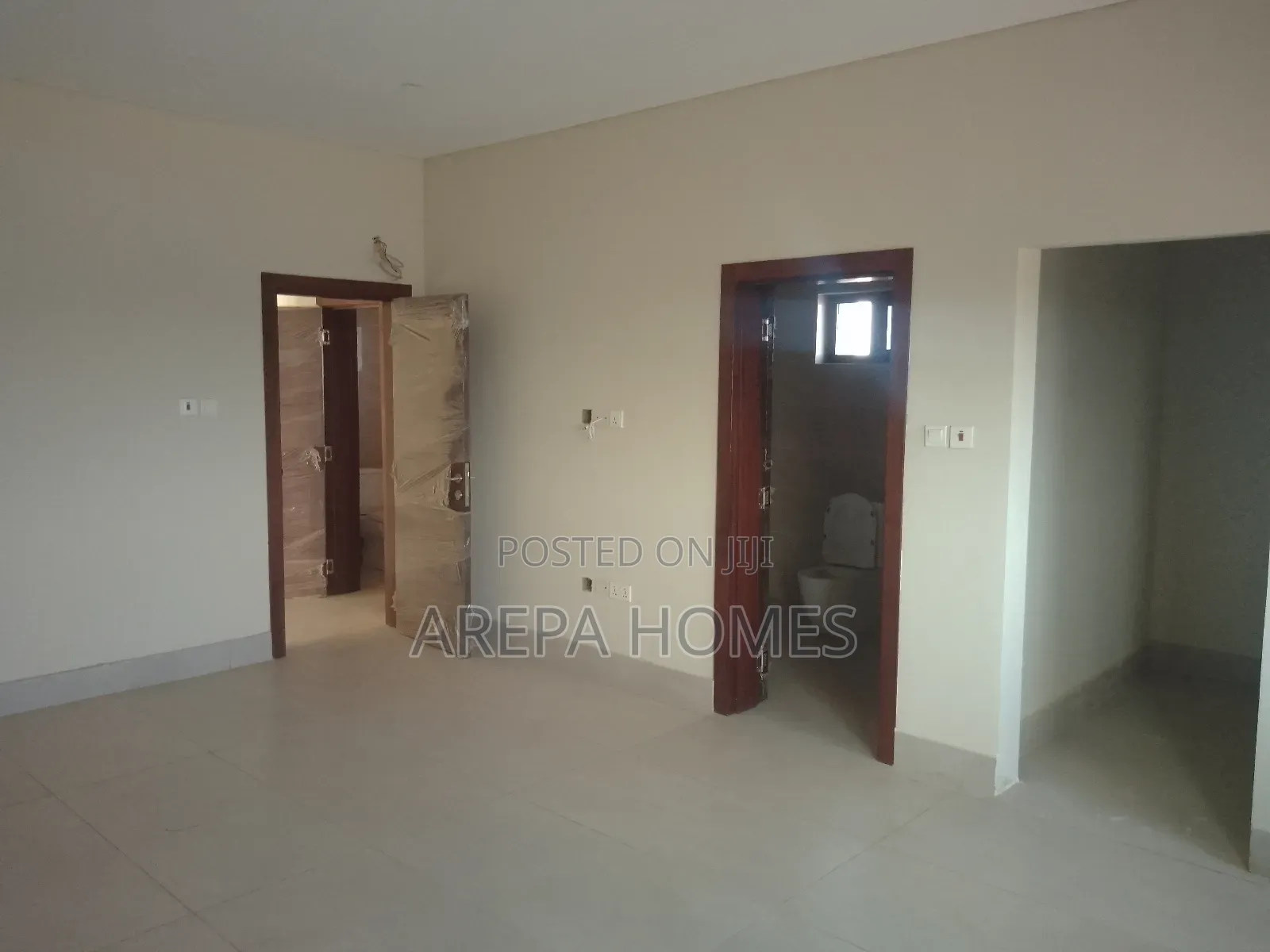 1bdrm Block of Flats in Arepa Homes, Madina for rent