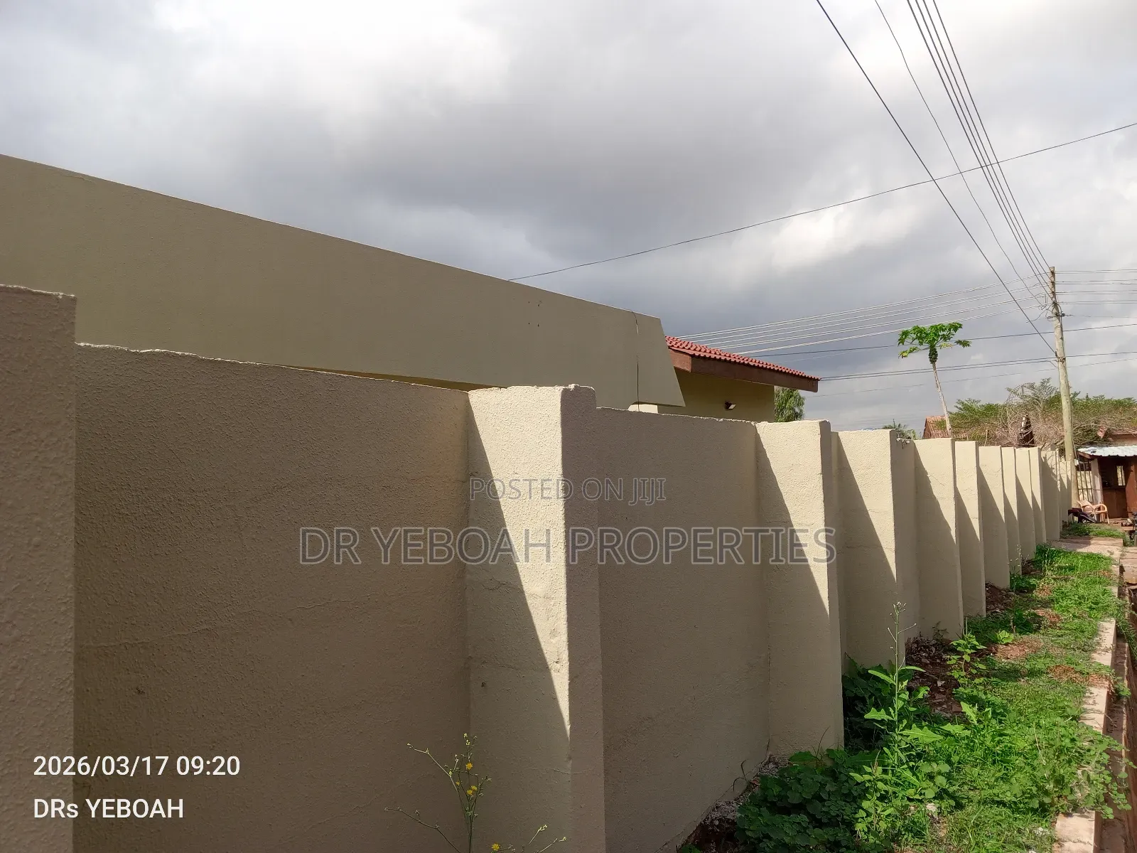 3bdrm House in Spintex:-  3 for rent