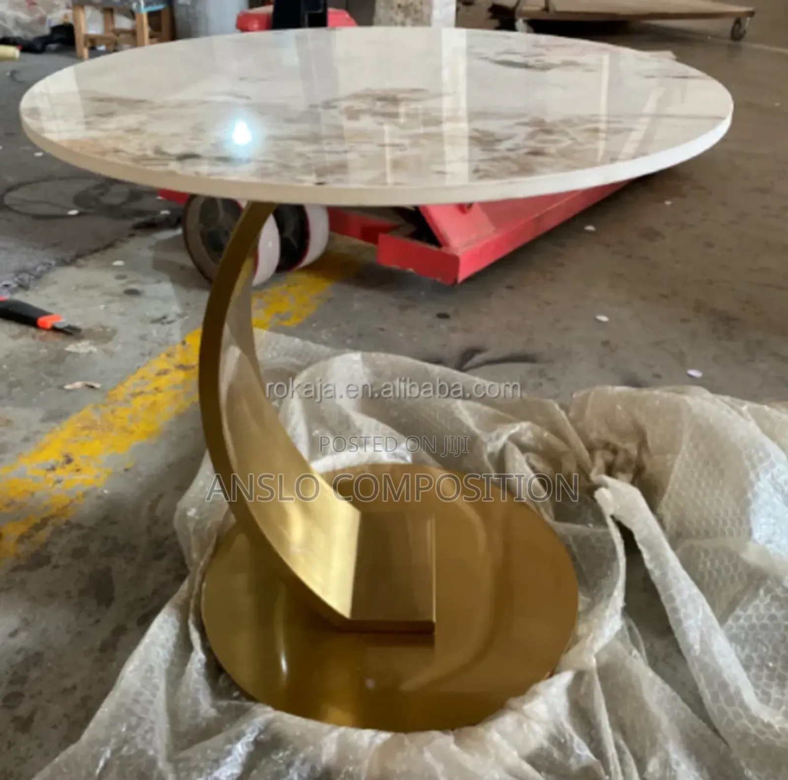 Circular-Promo Coffee Table