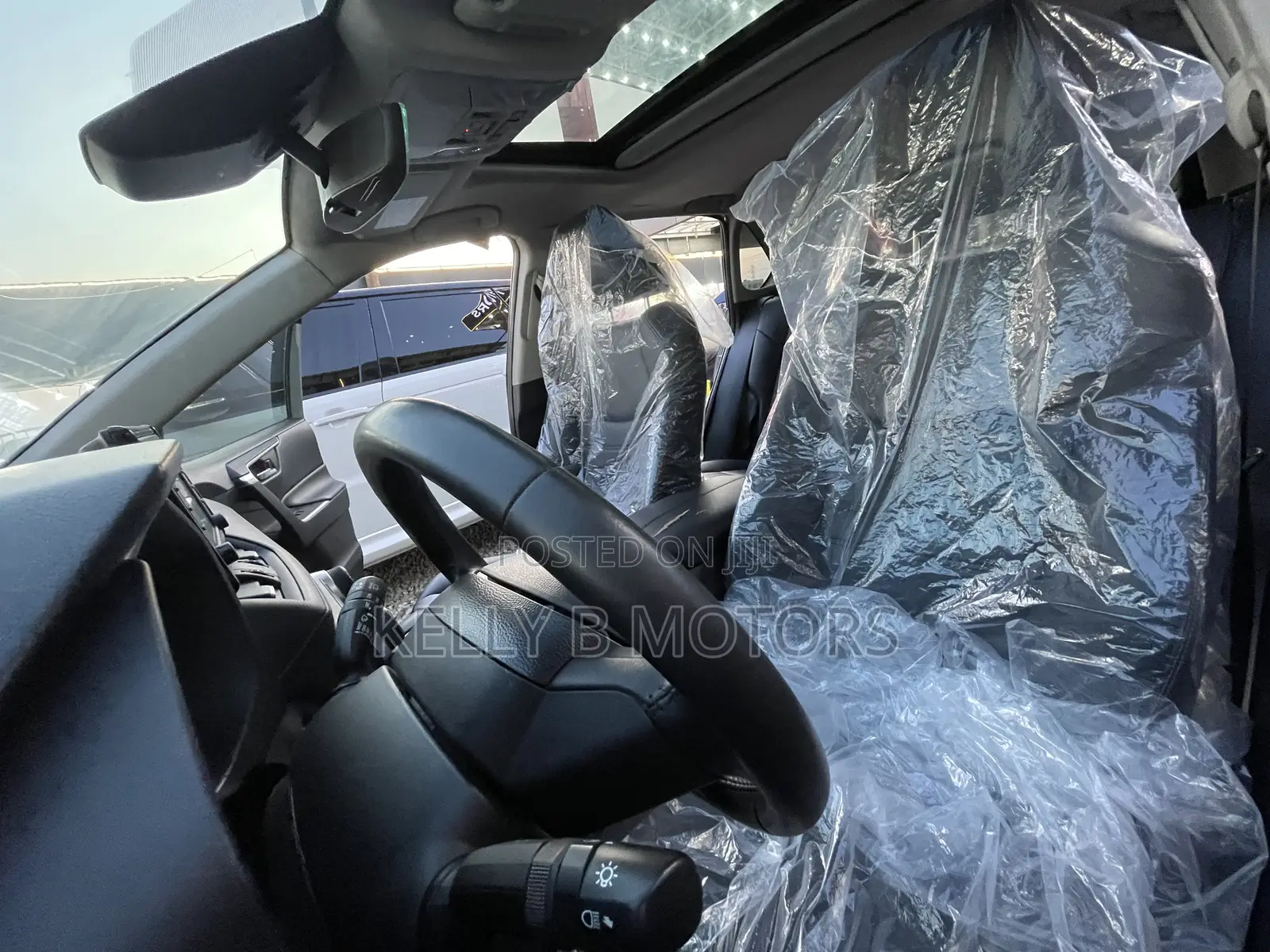 Toyota RAV4 XLE Premium 2021 Green