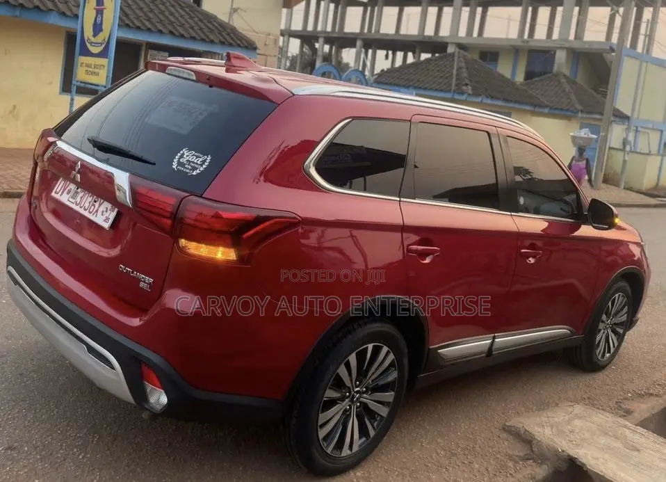 Mitsubishi Outlander SEL AWC 2019 Red
