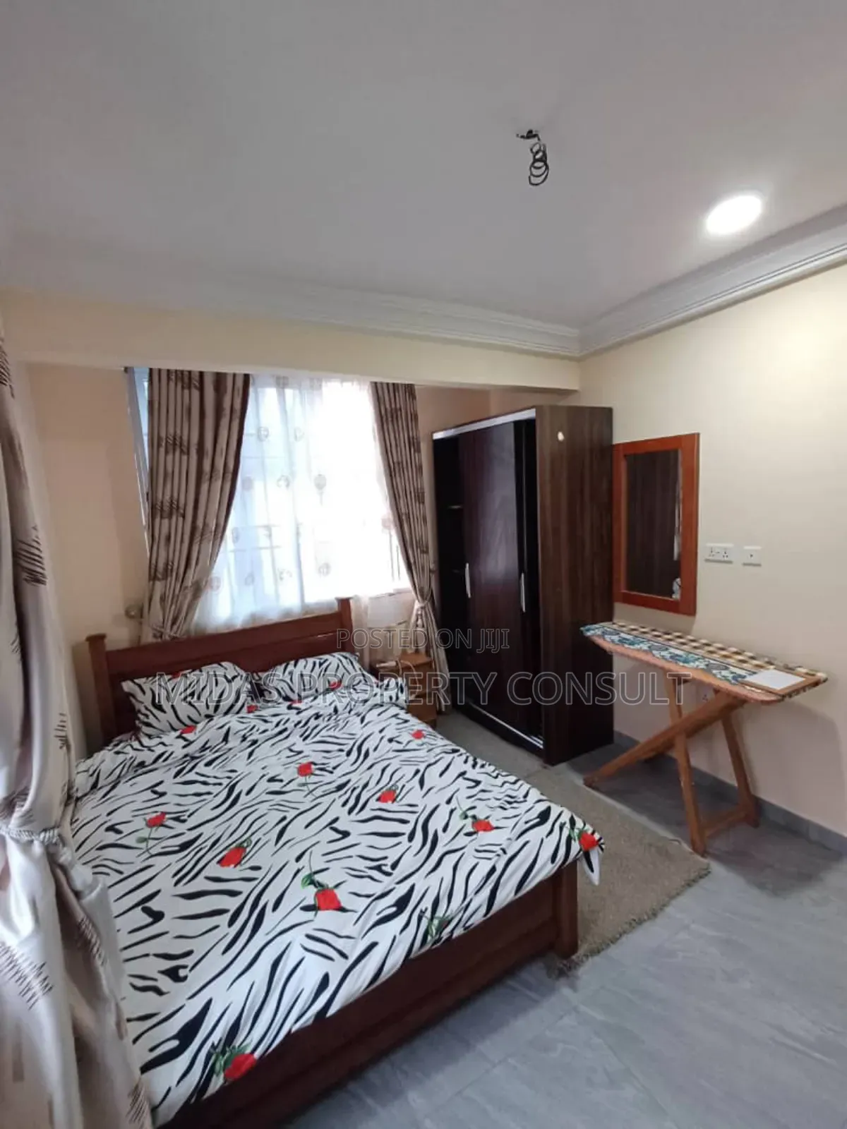 Furnished 3bdrm Apartment in Celebrity Golf, Sakumono for sale
