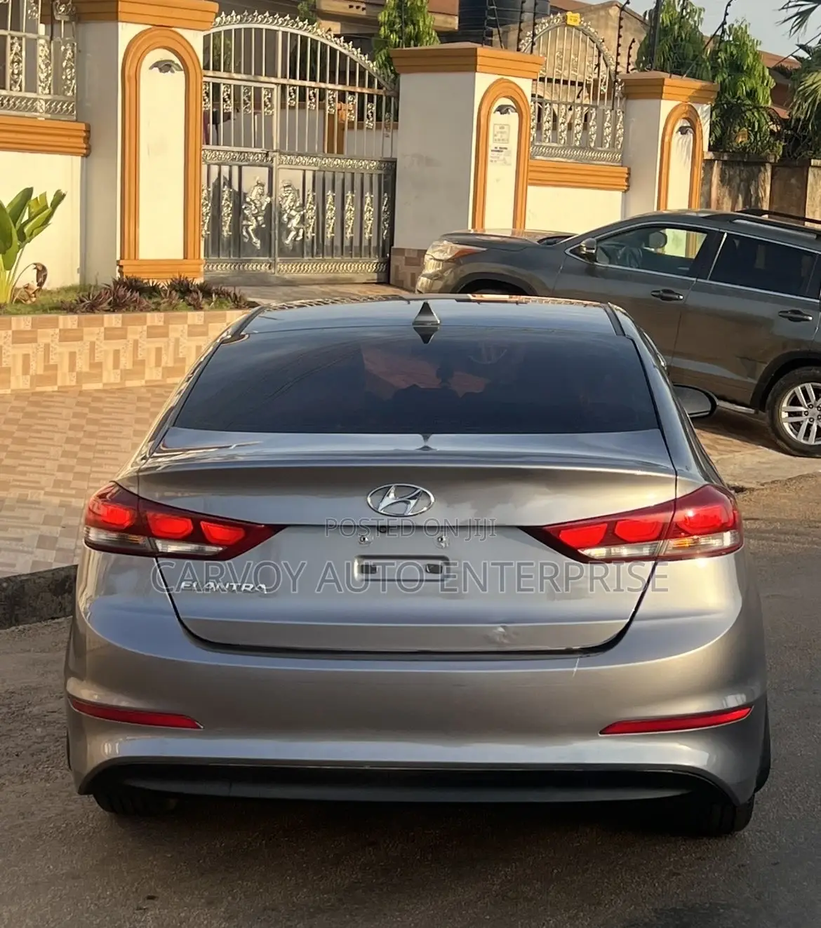 Hyundai Elantra ECO Sedan FWD (1.4L 4cyl 7A) 2017 Gray
