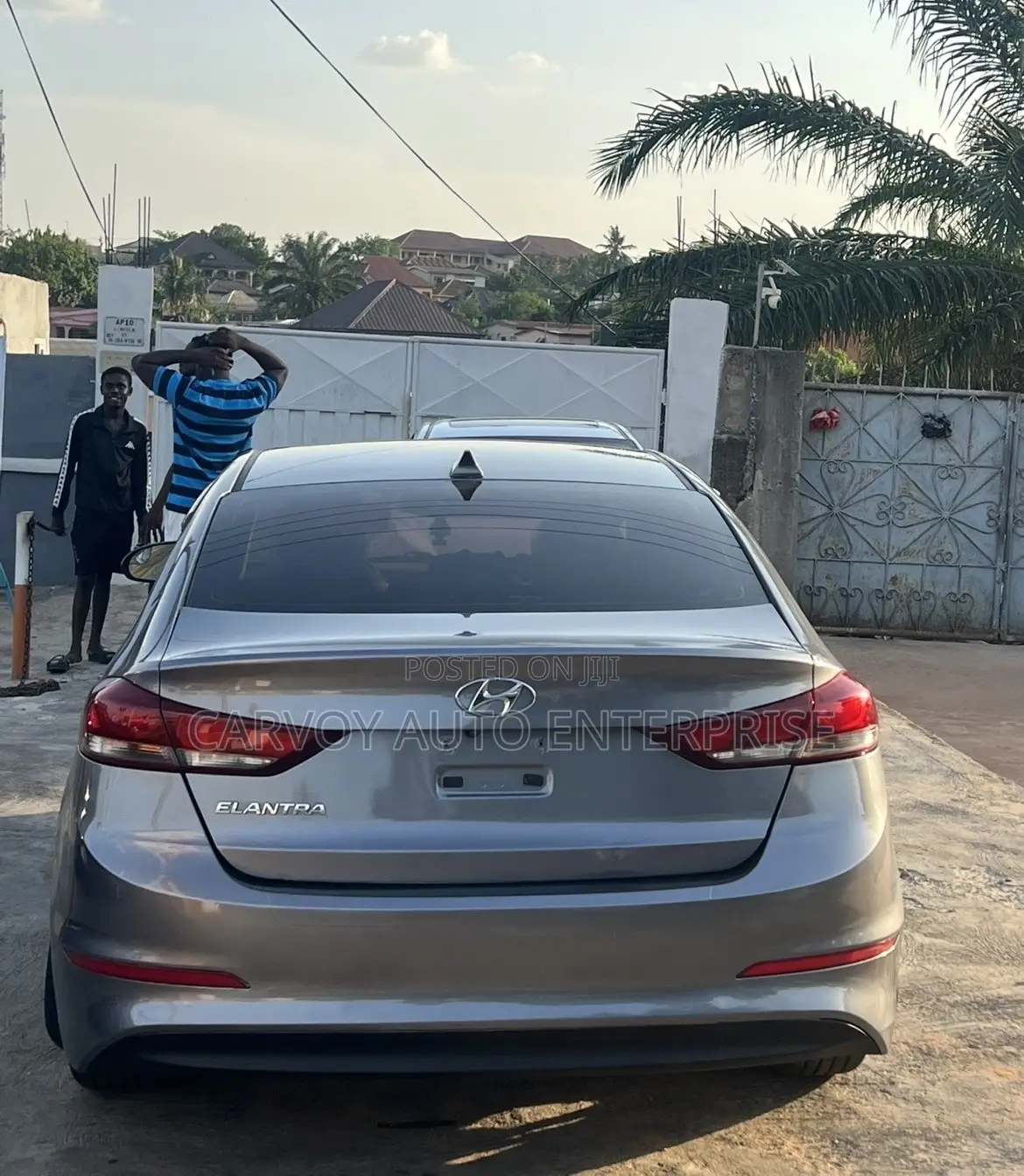 Hyundai Elantra ECO Sedan FWD (1.4L 4cyl 7A) 2017 Gray