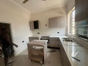3bdrm House in Ashongman Estate, Pure Water for sale