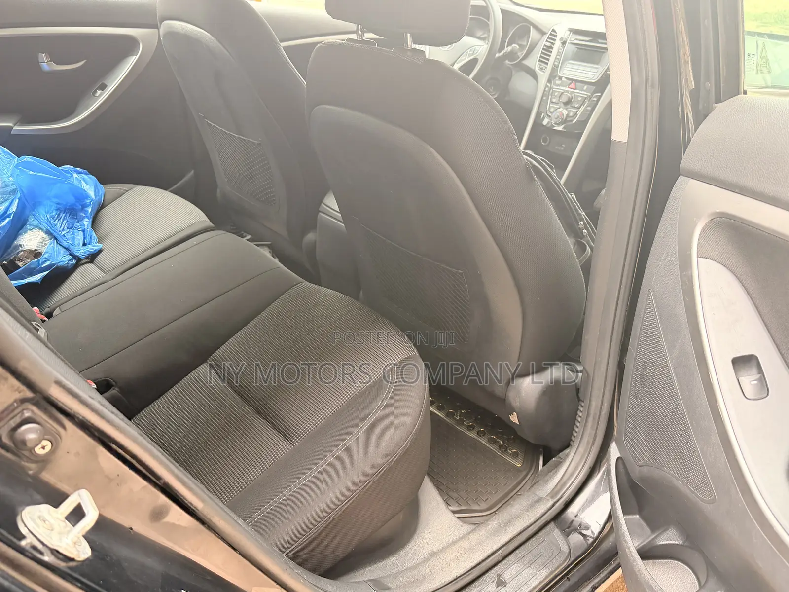 Hyundai Elantra 2017 Black