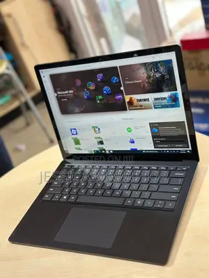 Laptop Microsoft Surface Pro 5 16GB Intel Core i7 SSD 256GB