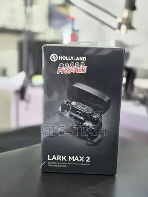 Hollyland Lark Max 2 Microphone 32 Bit With Ear Monitoring