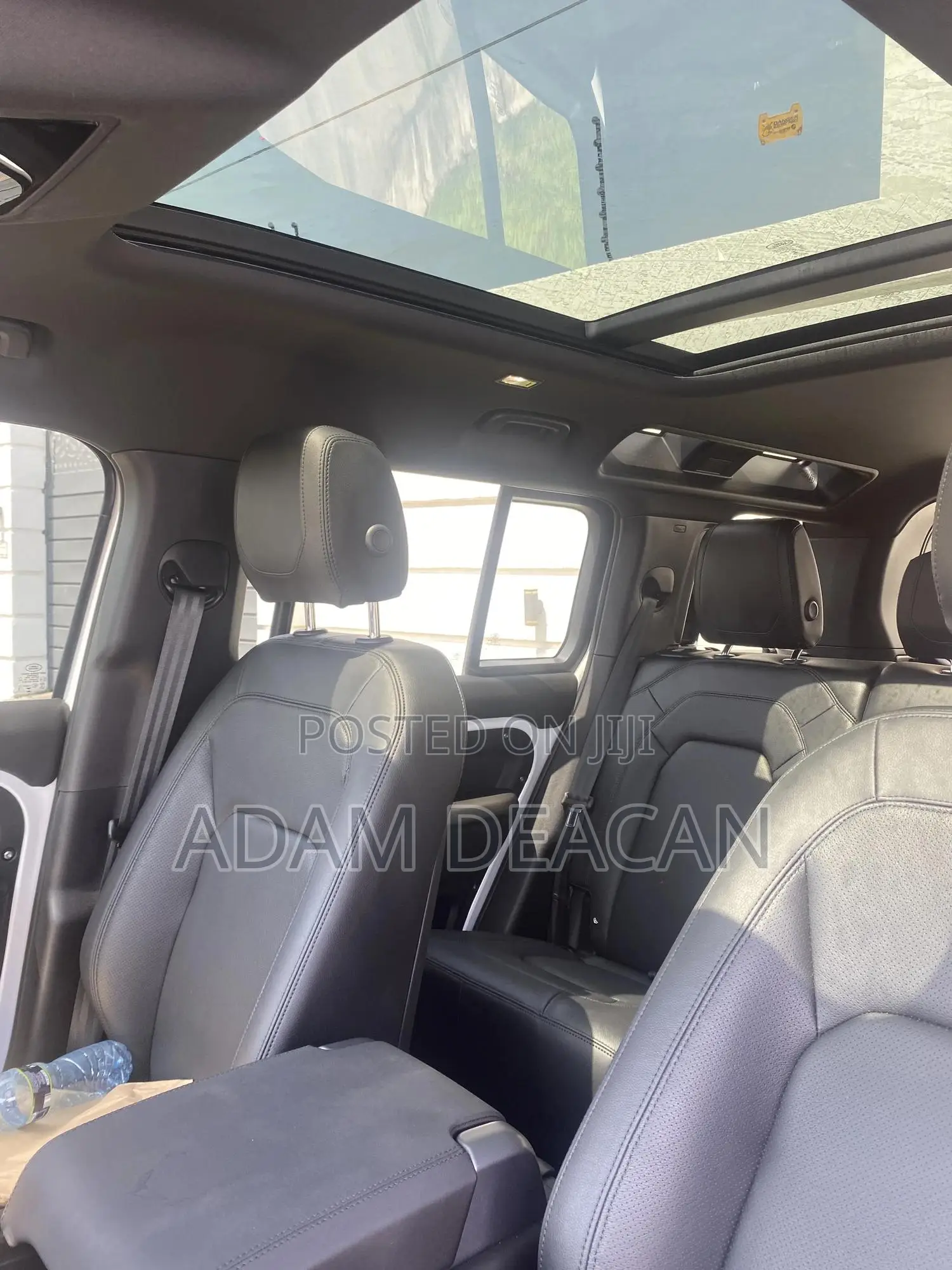 Land Rover Defender 2025 White