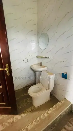 3bdrm Apartment in Achimota Ofankor for rent