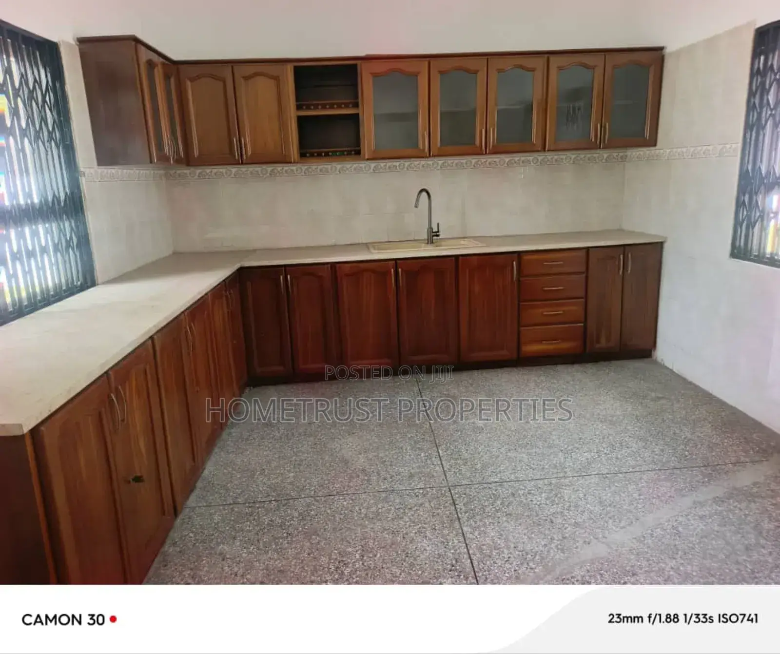 8bdrm House in Cantonment, US Embassy Area for rent