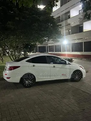 Hyundai Accent GLS 4dr Sedan (1.6L 4cyl 6A) 2015 White