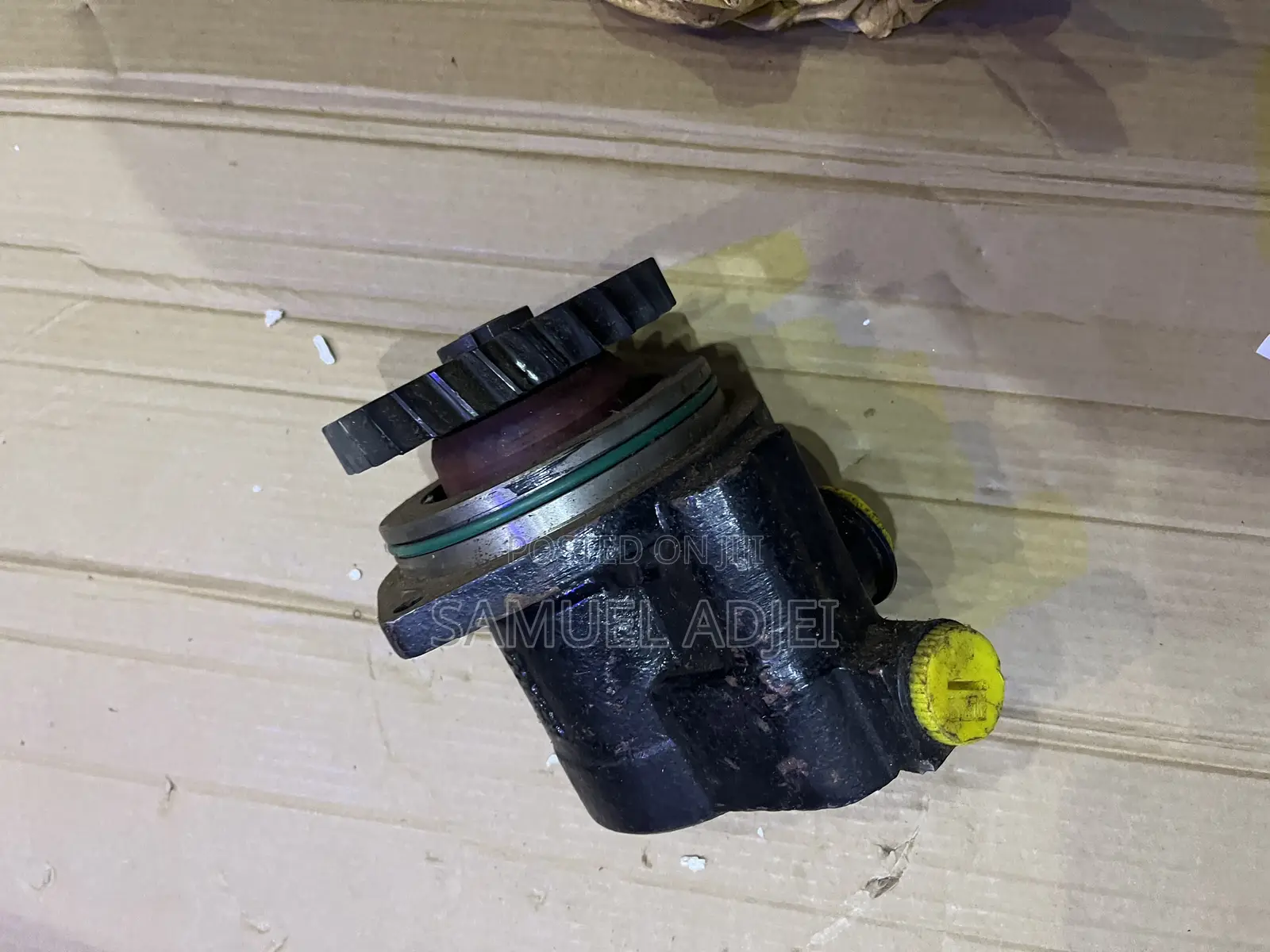 Brand New Shacman Steering Pump
