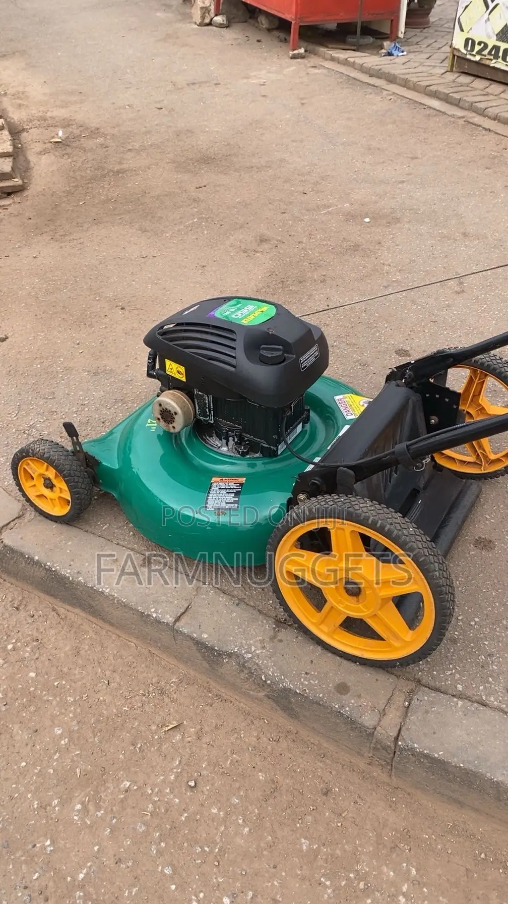 21 Weed Eater Lawn Mower–Good Condition | Kumasi | Delivery Nationwide