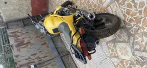 Yamaha 1991 Yellow