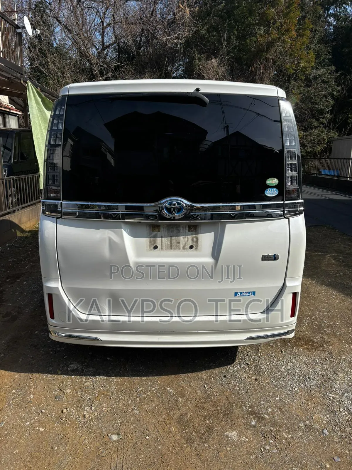 Toyota Voxy 2015 White