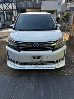 Toyota Voxy 2015 White