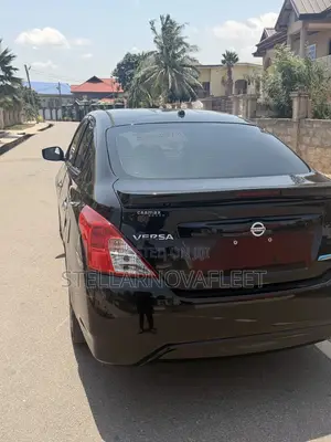Nissan Versa 1.6 SV 4dr Sedan (1.6L 4cyl CVT) 2015 Black