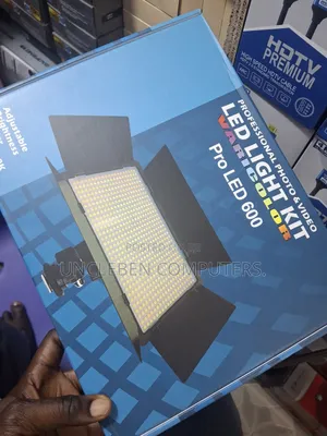 Professional Photo and Video Light Led 600