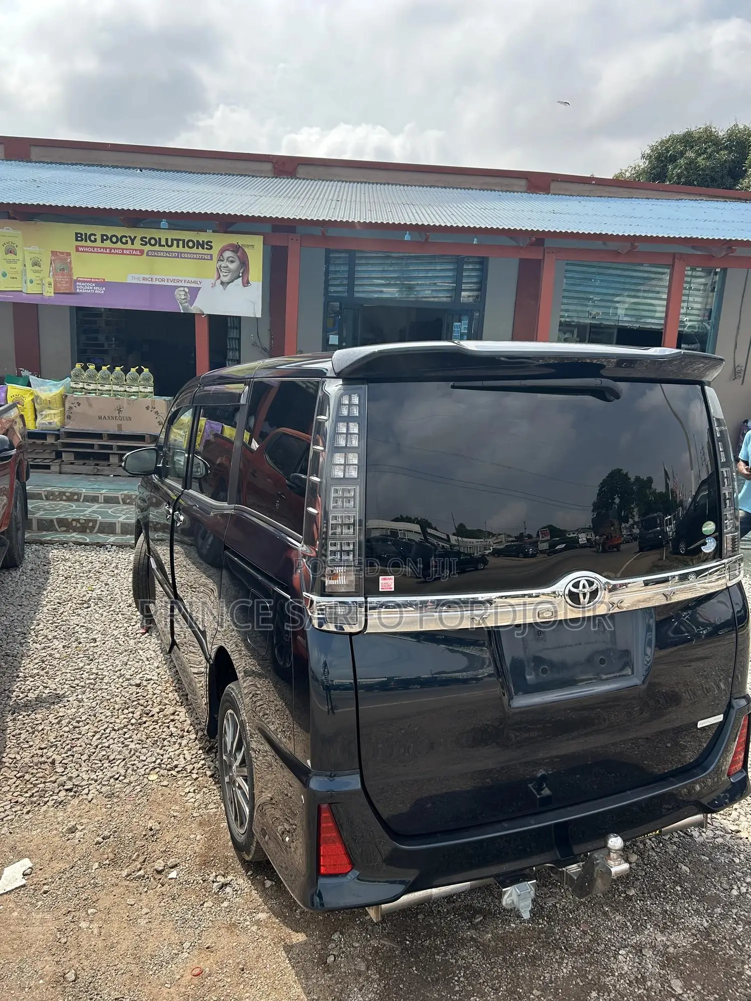 Toyota Voxy 2015 Gray