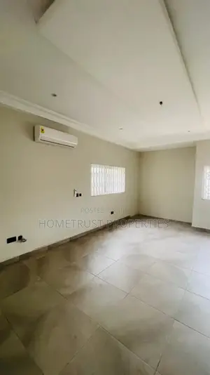 4bdrm Duplex in Ashongman Estate, Police Station for rent