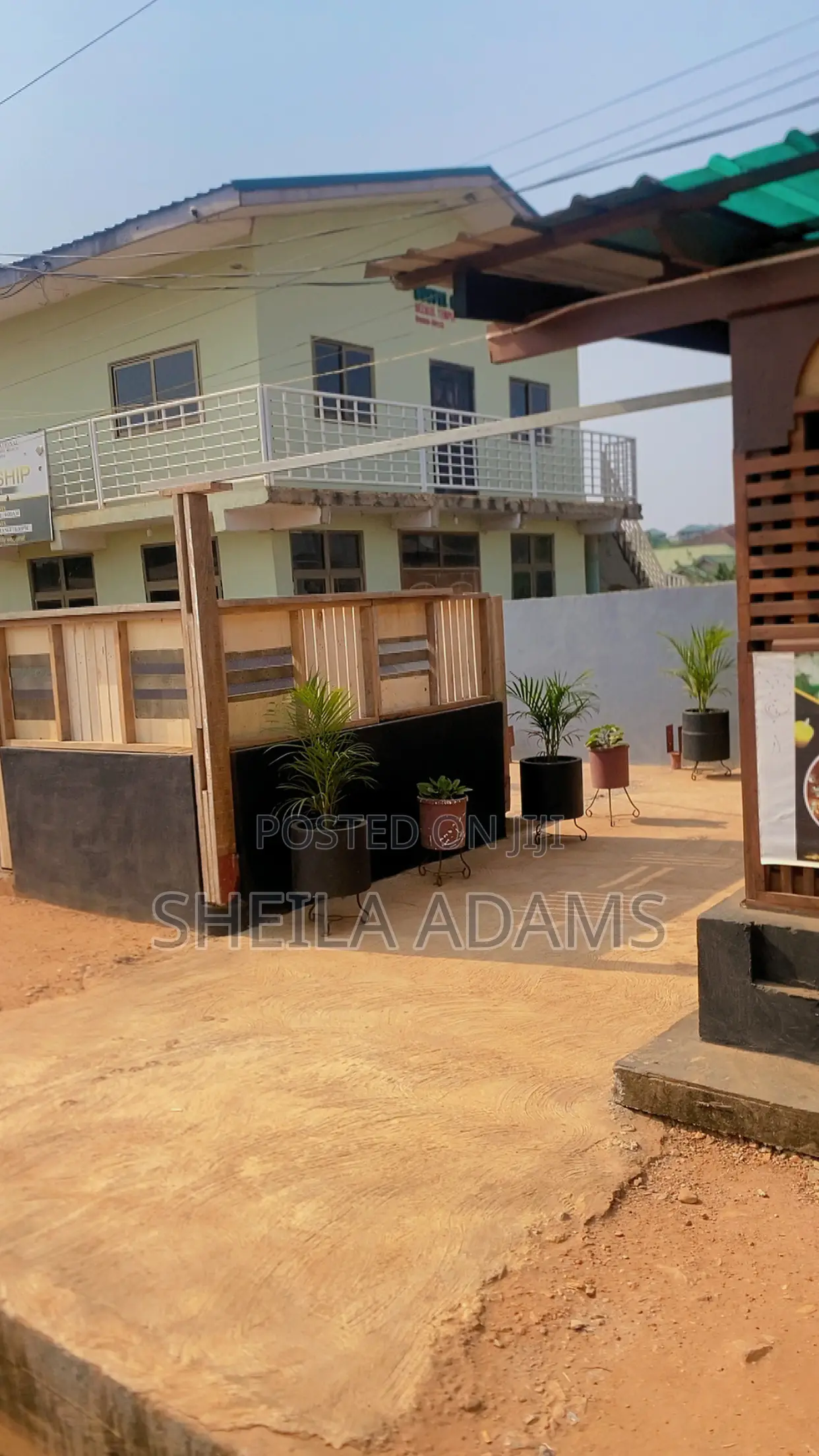 2bdrm Chalet in Owusu Ansah for rent