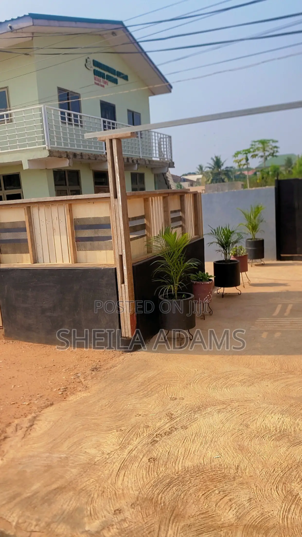 2bdrm Chalet in Owusu Ansah for rent