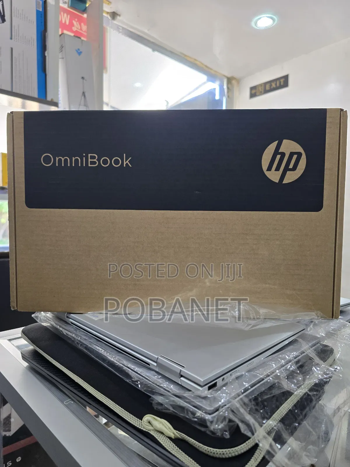 New Laptop HP OmniBook 5 Flip 14-fp0023dx 8GB Intel Core 5 SSD 512GB
