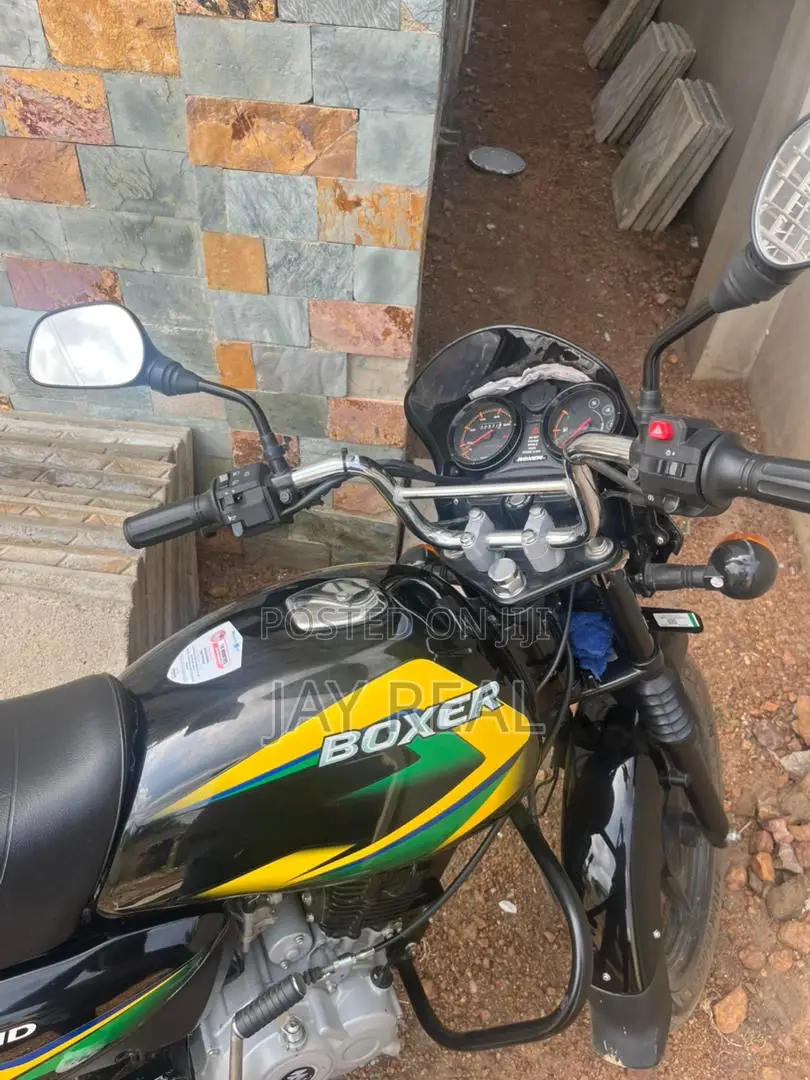 New Bajaj Boxer 150 UG 2026 Black