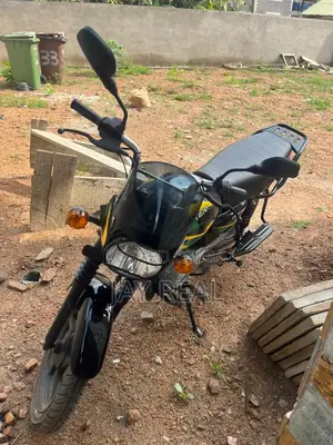 New Bajaj Boxer 150 UG 2026 Black