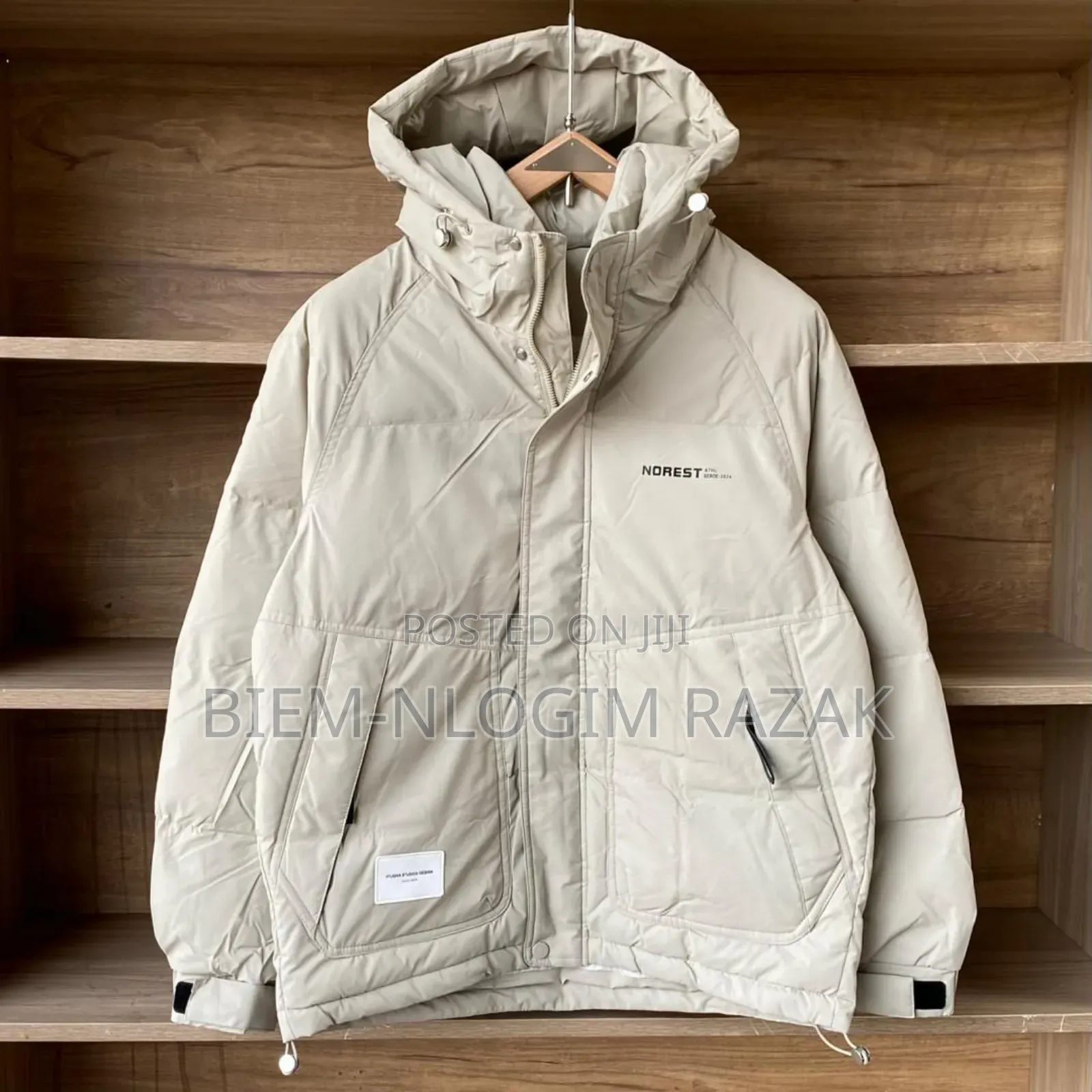 Topmost Quality, Thick N Heavy Travelling Jackets Available in Stock