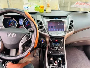 Hyundai Avante 2014 White