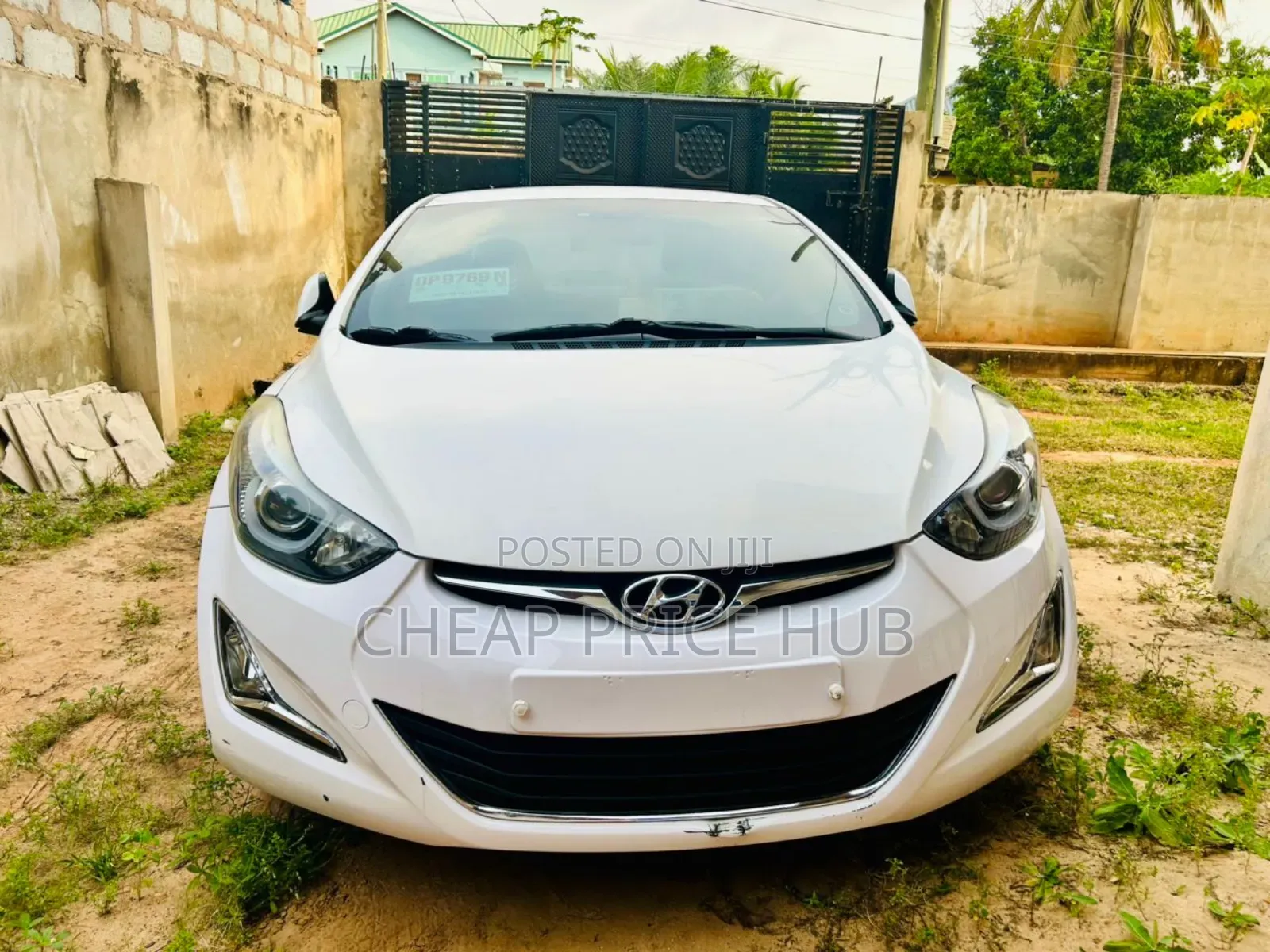Hyundai Avante 2014 White