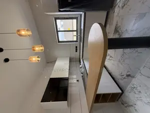 7bdrm Mansion in A&C Mall, East Legon for rent