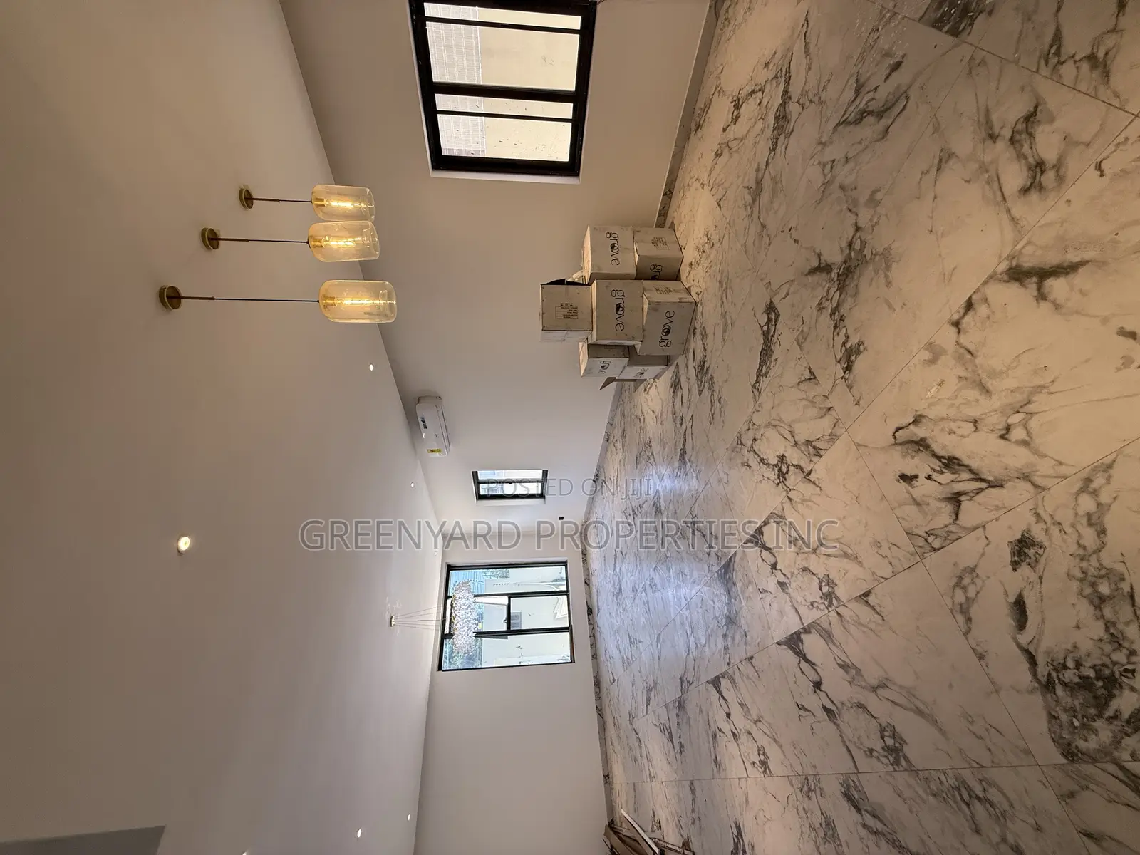 7bdrm Mansion in A&C Mall, East Legon for rent