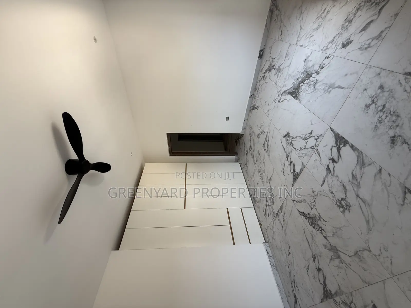 7bdrm Mansion in A&C Mall, East Legon for rent