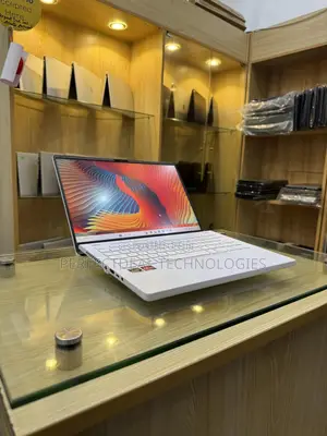 New Laptop Asus ROG Zephyrus G14 16GB AMD Ryzen 9 SSD 1T